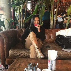 Meet your Posher, Lauren